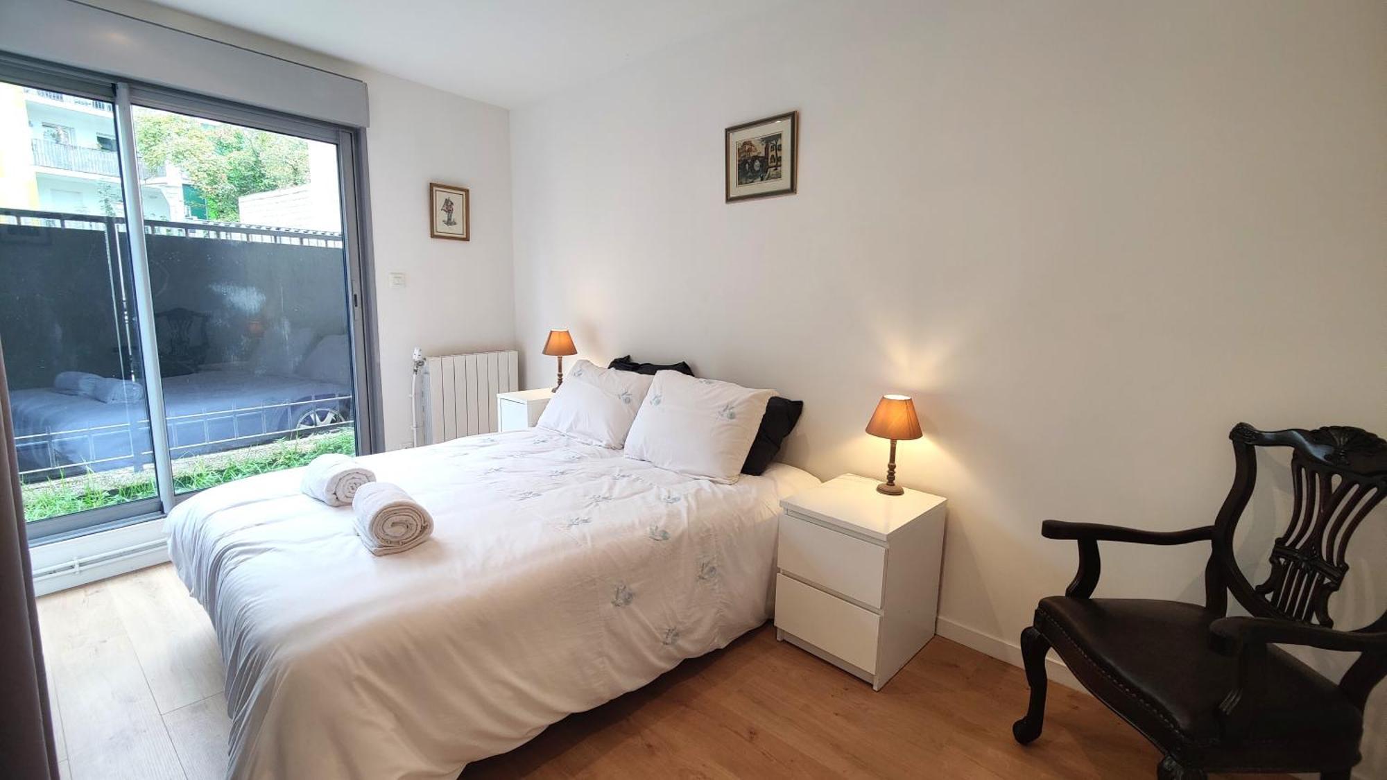 로맹빌 L'Ecrin Parisien - Proche Metro -Direct Paris - 4 Personnes 아파트 외부 사진